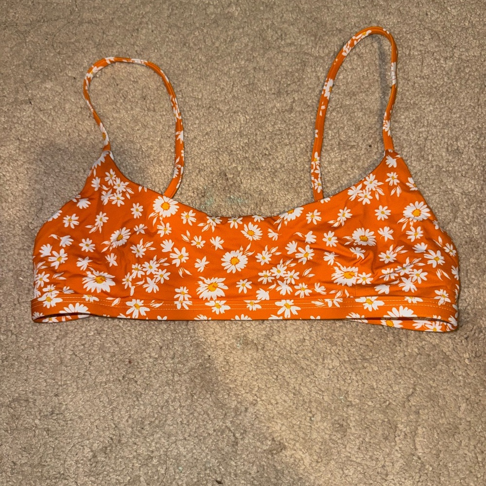 Bright swimwear scoop top